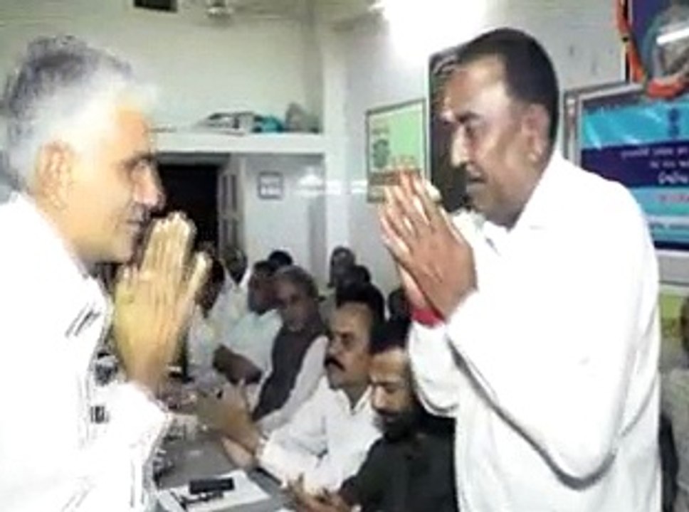 Bhavnagar Adarsh Gam adopted by CM Office