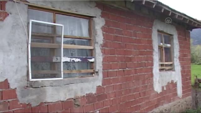 Küçük Yaşta Kız ile Evlenen Oğul ve Yardım Ettiği İddia Edilen Baba Hapis Cezasına Çarptırıldı