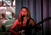 Liz Phair performs Polyester Bride live 2003