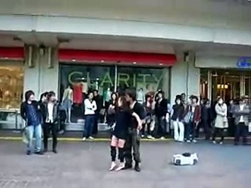Crazy japanese　変な日本人女性