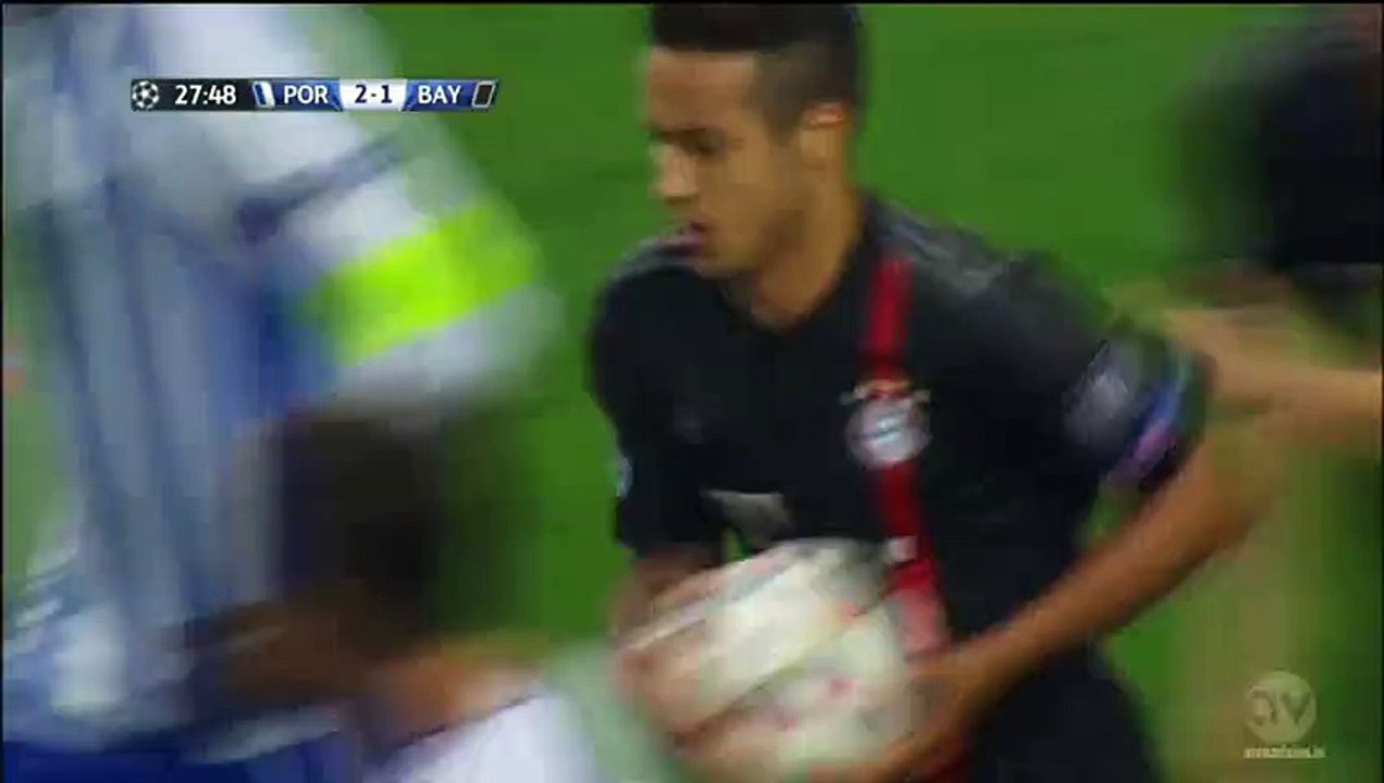 Thiago Alcantara 2_1 _ FC Porto - Bayern Munich 15.04.2015 HD