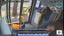 Otobüs şoförü ile kadın sürücünün yumruklaşma anı kamerada