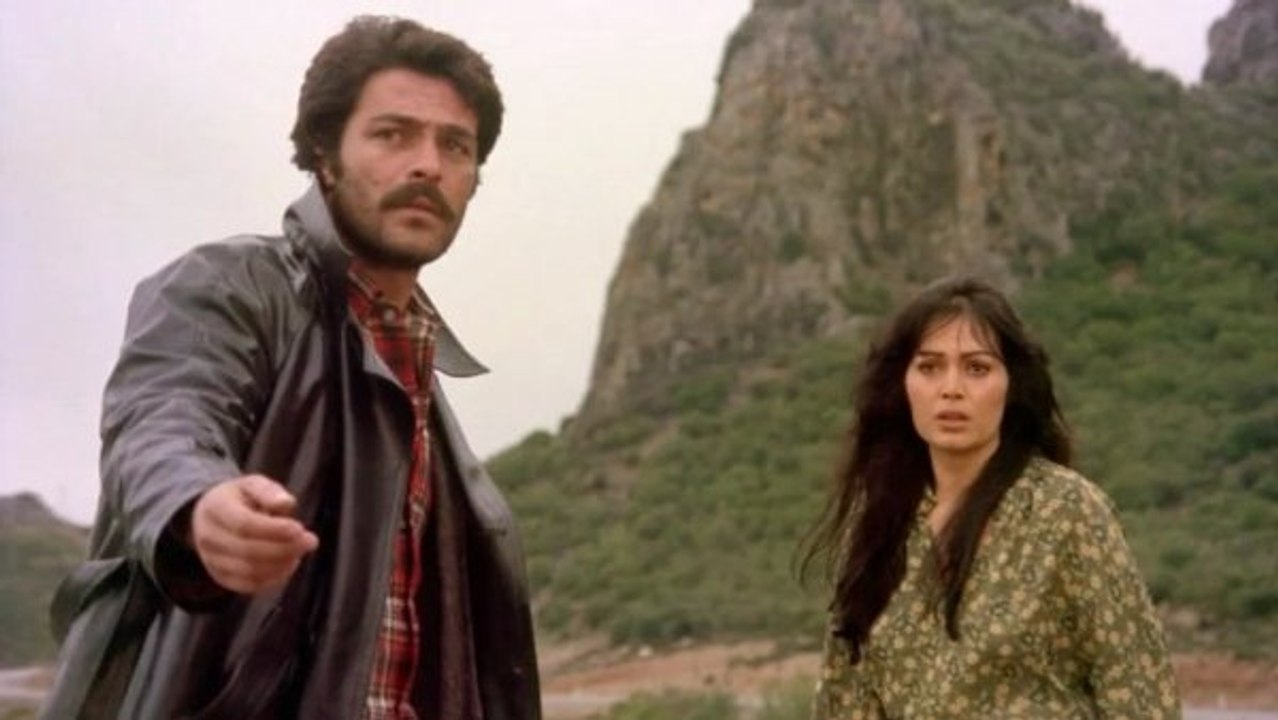 Film Müzikleri SELVİ BOYLUM AL YAZMALIM  Romantik Dram Filmleri PİYANO KLARNET Yeşilçam Türkan Şoray Filmleri Kadir İnanır Filmleri Türk Film Sineması Müziği Yeşilçam