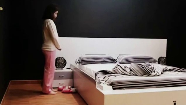 Мечта всей жизни - кровать сама себя застилает.ВИДЕО ПРИКОЛ