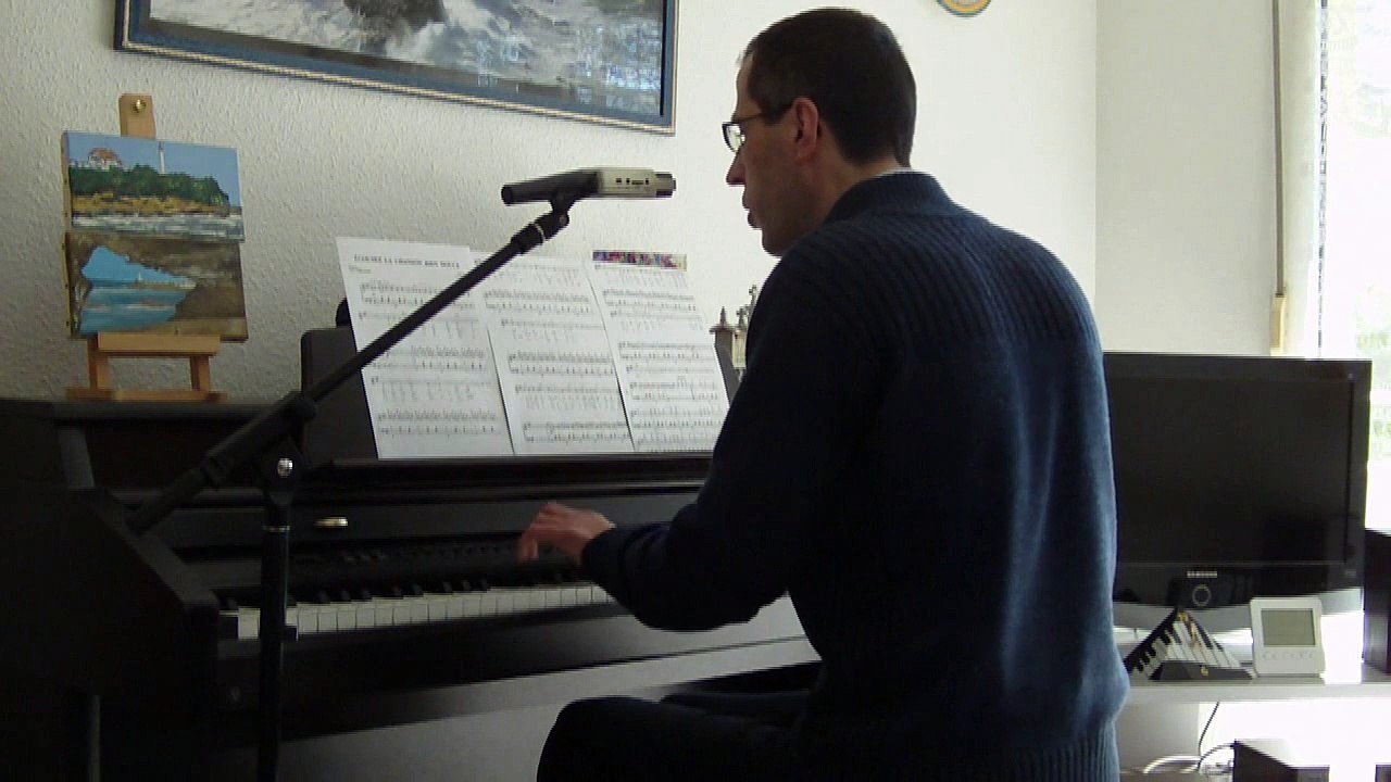 Léo Ferré-Ecoutez la chanson bien douce (poème de Verlaine)