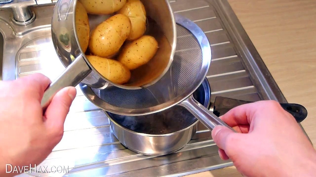 Super Quick Potato Peeling! - Life Hack
