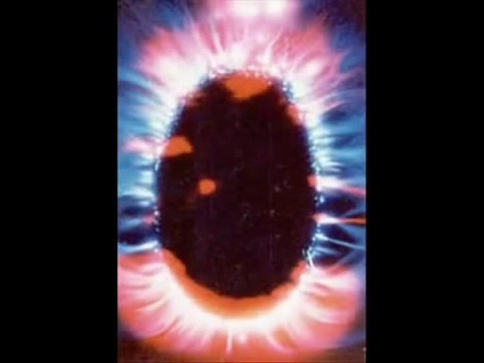 Scientist photographed soul leaving body, human aura & energetic fields [1_2]