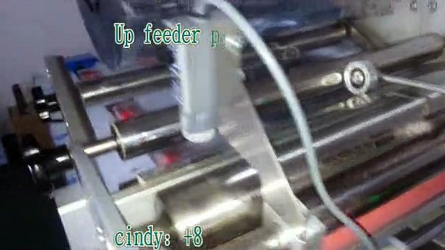 Horizontal automatic packing machine for tray