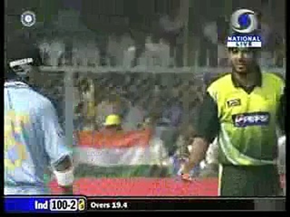 Gambhir - Afridi clash