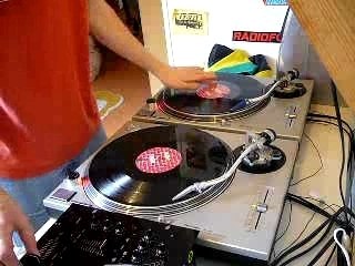 Dj KooKI On A Pass Pass Uffie