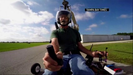Un homme se pose en mini-hélicoptère près du Capitole pour protester contre la corruption