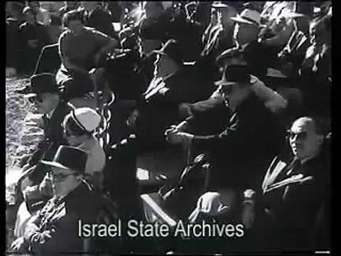 דוד בן גוריון מקריא את מגילת העצמאות-גנזך המדינה