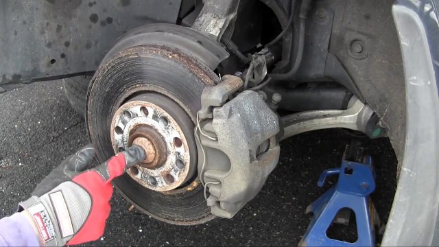 How to remove, install axle shaft, inspect clicking CV joint, VW Passat and Audi A4 A6 DIY driveaxle