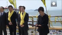 سالگرد سانحه مرگبار کشتی مسافربری؛ رییس جمهوری کره جنوبی می خواهد کشتی را از دریا بیرون بیاورد