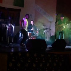 Thebest kingmalandro en show a Bozouls 2015