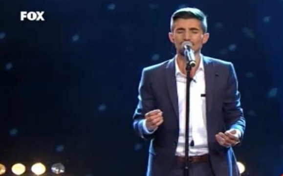 Sivaslı Marangoz Sesi ile İzleyenleri Kendisine Hayran Bıraktı