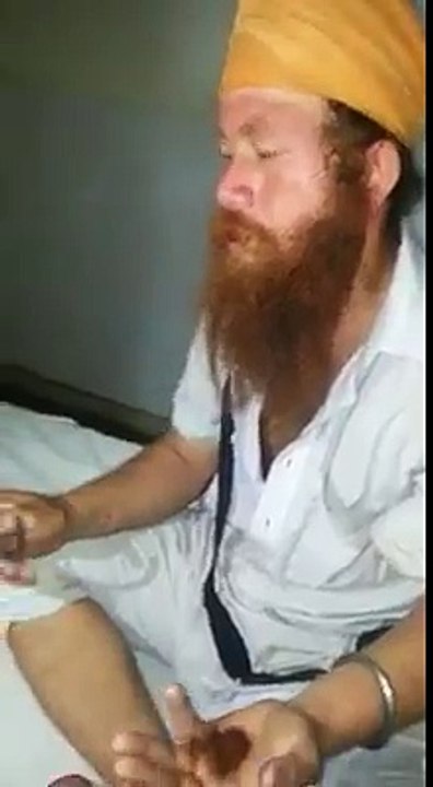 Gora sikh beaten by Punjab Police