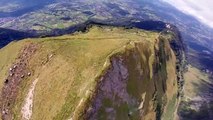 The Avalanche Line : une vitesse folle en wingsuit
