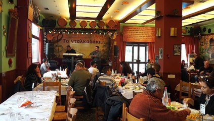 Το γλέντι συνεχίζεται την Κυριακή το μεσημέρι στο Νταλκαδάκι...... 29-03-2015 (video 4)