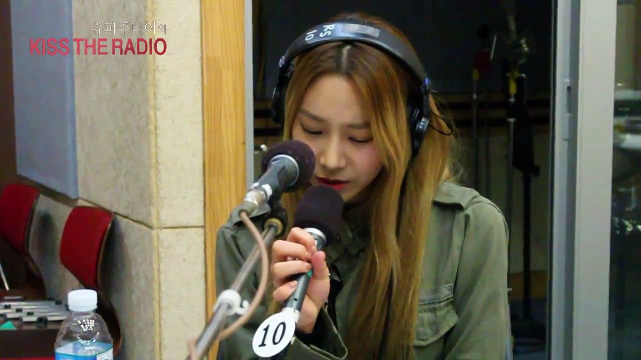베스티 유지 'Love is You' 라이브 LIVE / 150412 [슈퍼주니어의 키스 더 라디오]