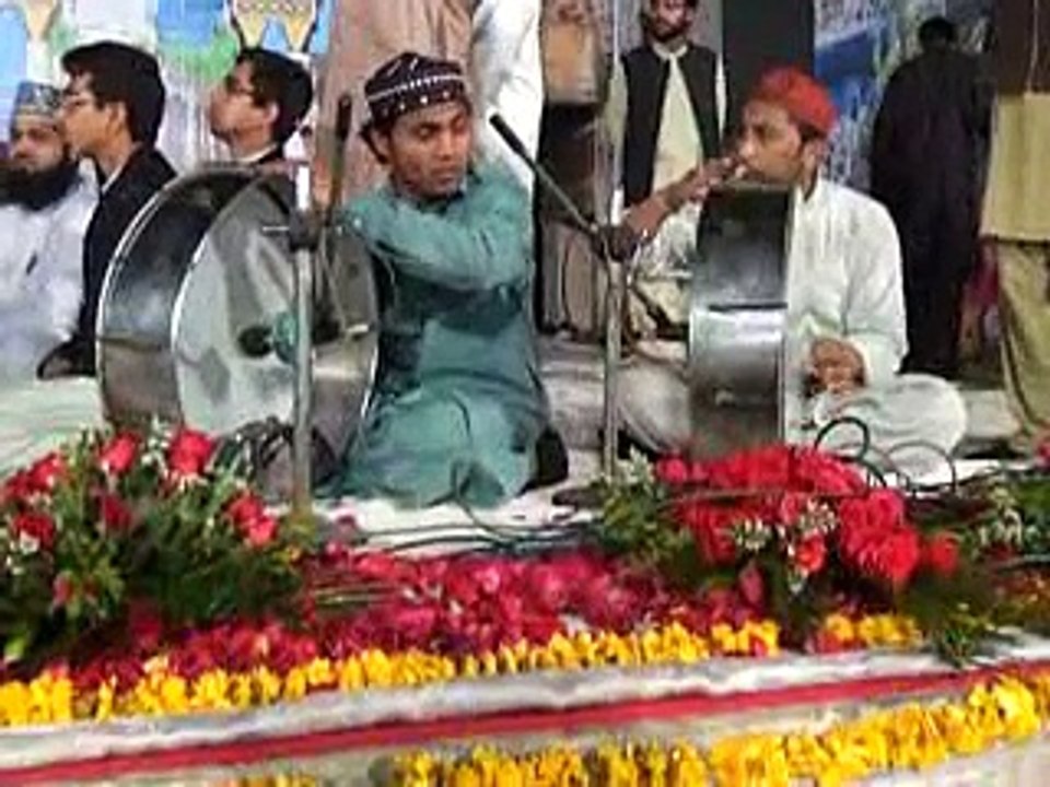 Shahbaz Qamar Fareedi New Naat 2015 Kar De Karam Rab Saiyan Part 1