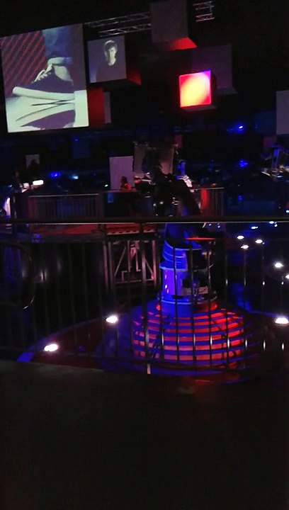 futuroscope : danse avec les robots