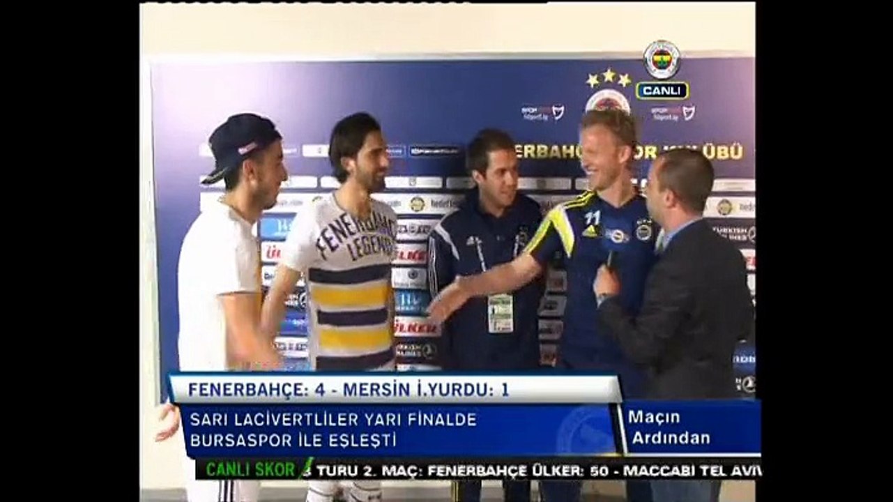 Kuyt FB TV muhabiri olursa.