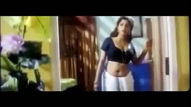 Hot Sharmili Mallu Aunty Hot With Her Servant