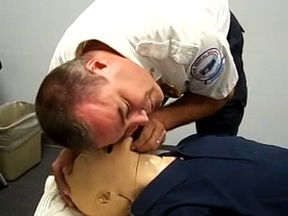 How to do CPR