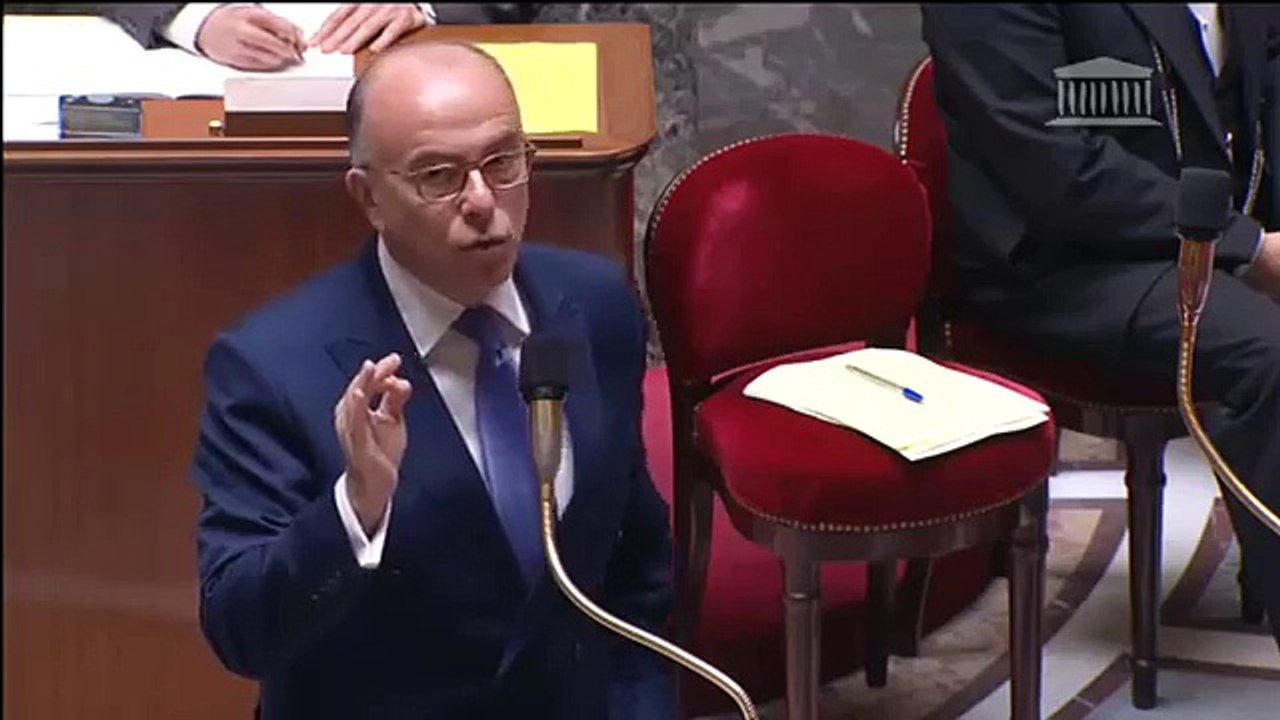 Bernard Cazeneuve Exclut La Vie Privée Des Libertés