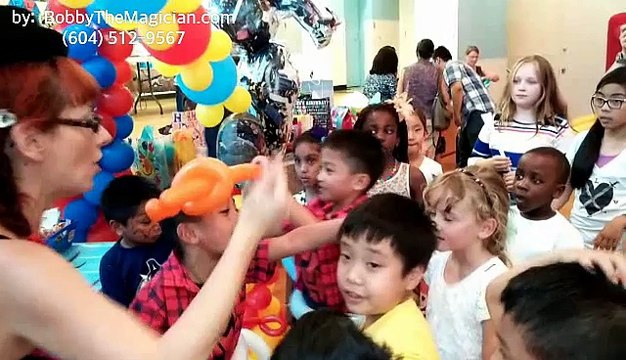 Vancouver Filipinos Mini-Fiestas Got 3 Entertainers for the Price of Ray Wong the magician