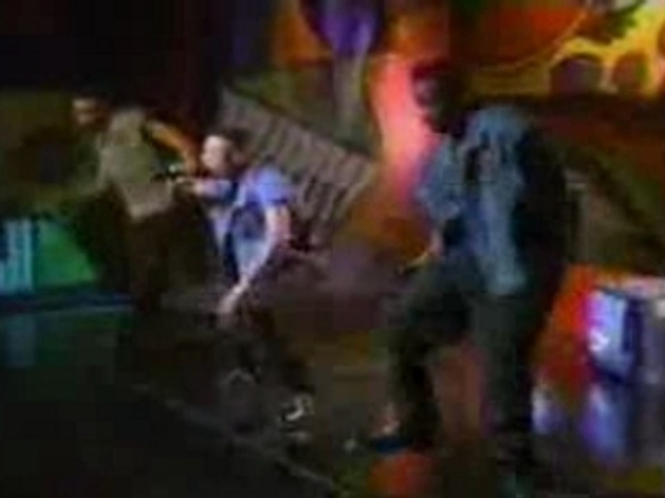 Knockin Da Boots(Live)
