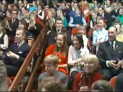 Astrid Lindgren intervjuas i Hylands hörna tillsammans med Pippi Långstrump.