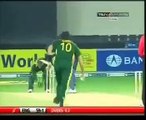 KEVIN PIETERSON vs SHAHID AFRIDI FUNNY INCIDENT