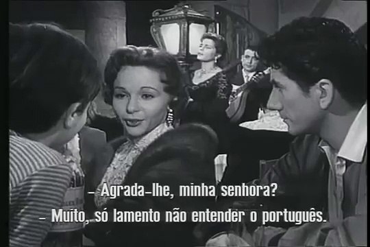 AMÁLIA RODRIGUES CANTA O FADO BARCO NEGRO