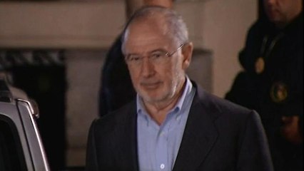 Rato queda en libertad tras concluir los registros de la Agencia Tributaria