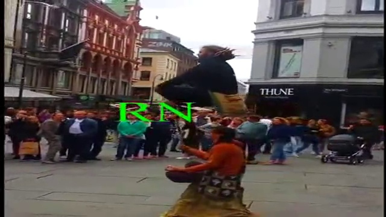 Man sit on air Magic or.........