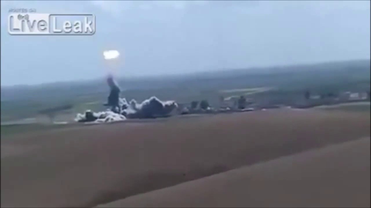 La voiture piégée explose en l'air : Attentat suicide de l'état islamique déjoué par les Peshmerga