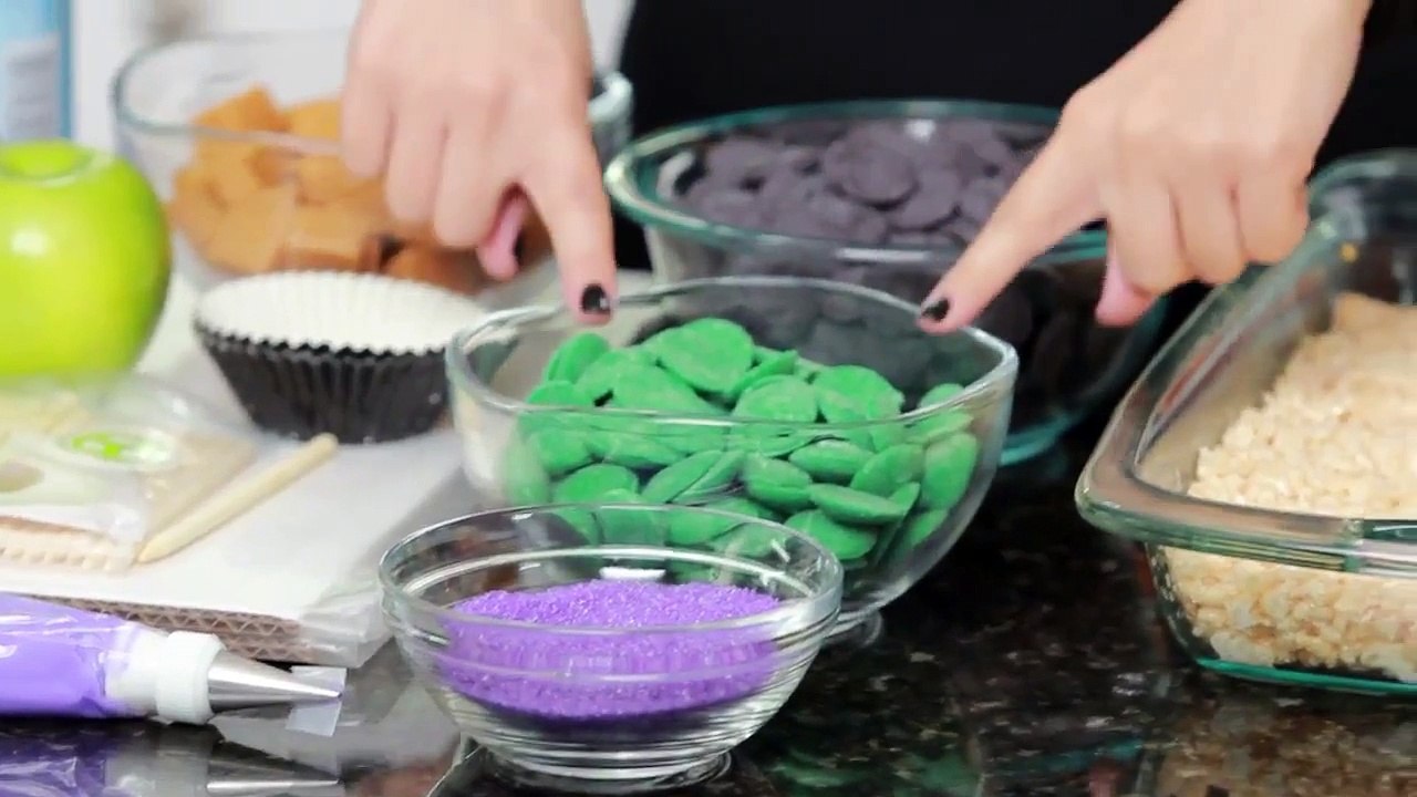 MALEFICENT CANDY APPLES NERDY NUMMIES