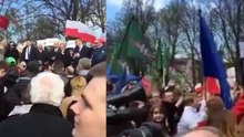 KOMOROWSKI na Mazury macać KURY
