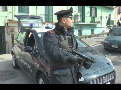 Napoli - Operazione Alto Impatto dei Carabinieri a Ponticelli -2- (14.04.15)