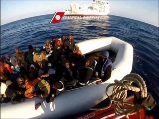 Mais de 40 imigrantes desaparecidos no Mediterrâneo