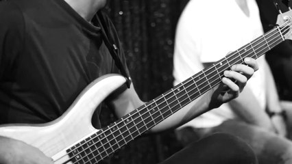 Evis - Konu Aşk (Official Video)