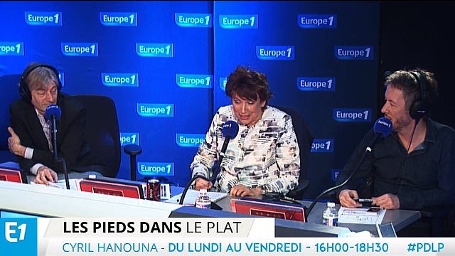 Duel de blagues entre Roselyne Bachelot et Booder