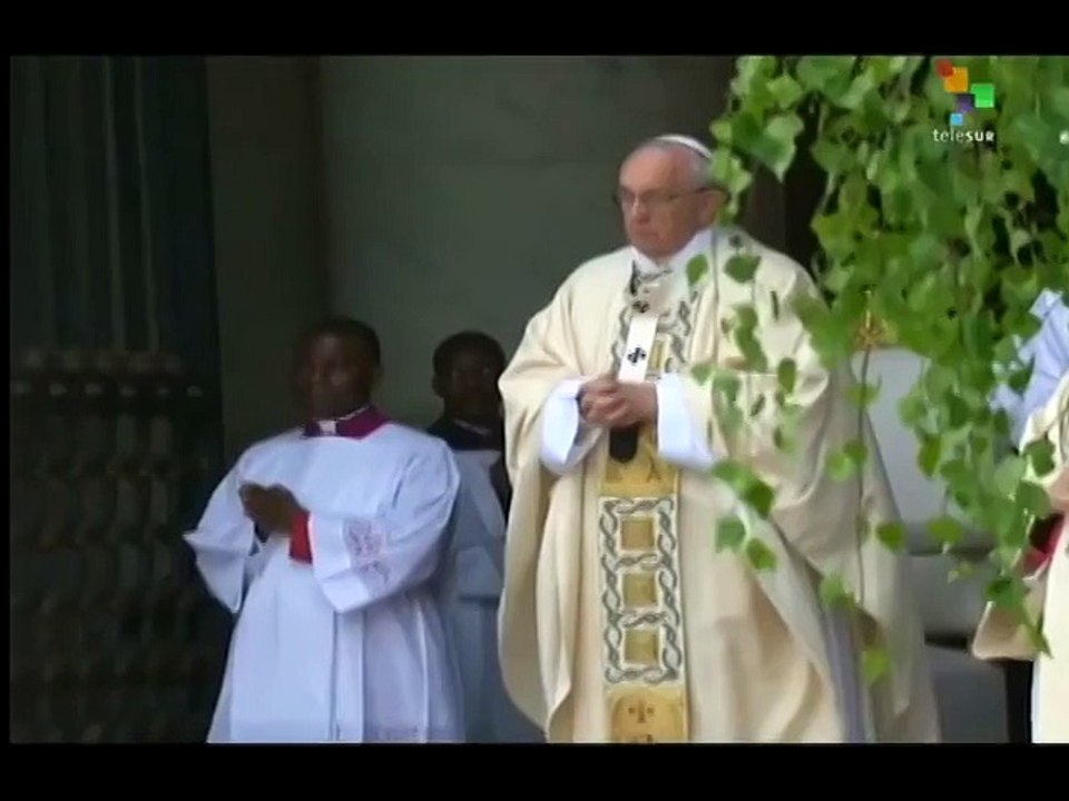 Pope Francis Considering Visit to Cuba