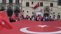 Belçika'da Yapılması Planlanan Ermeni Anıtı Protesto Edildi