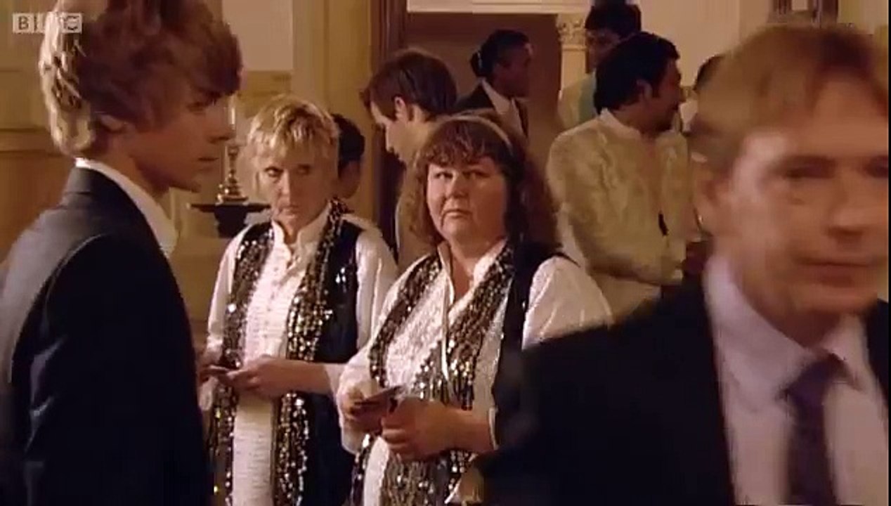 Libby confronts Darren - EastEnders - BBC