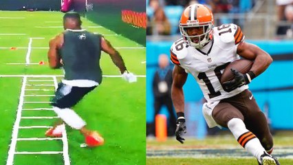 Cleveland Browns WR Andrew Hawkins Shows off Incredible Foot Speed