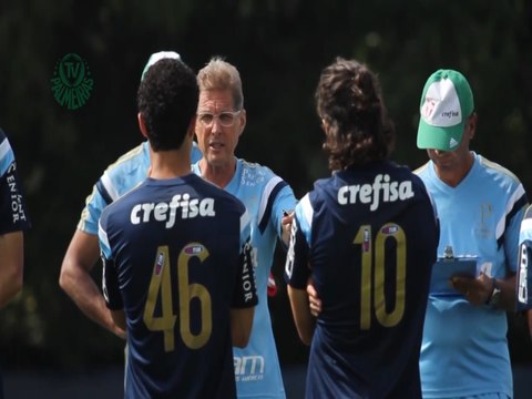 Oswaldo vê Palmeiras pronto e confiante para enfrentar o Corinthians