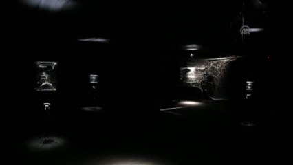 New York'ta 'Örümcek Ağı' Sergisi